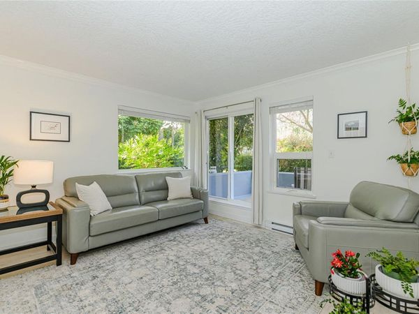 3180 Albina St , Unit 103, Saanich, BC V9A 1Z5