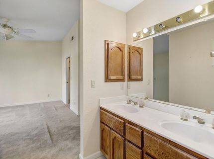 4883 El Cid, Rocklin, CA 95677 Photo
