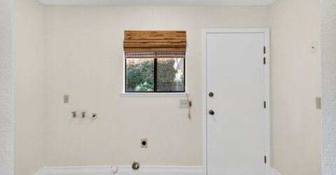 9746 Mira Del Rio Dr, Sacramento, CA 95827 Photo