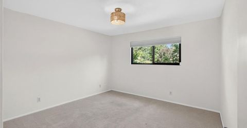 9746 Mira Del Rio Dr, Sacramento, CA 95827 Photo
