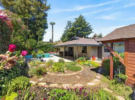 9746 Mira Del Rio Dr, Sacramento, CA 95827 Photo