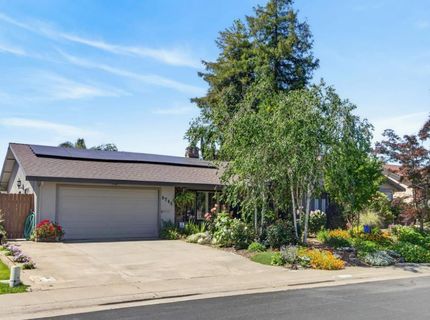 9746 Mira Del Rio Dr, Sacramento, CA 95827 Photo