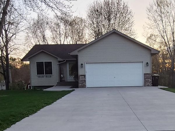 1201 Juniper Lane , Buffalo, MN 55313