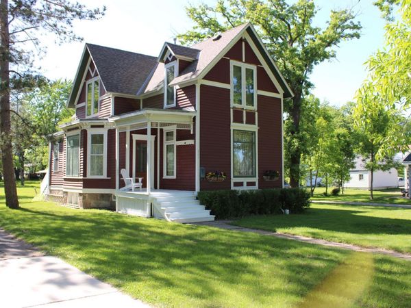 221 Main Street N, Sauk Centre, MN 56378