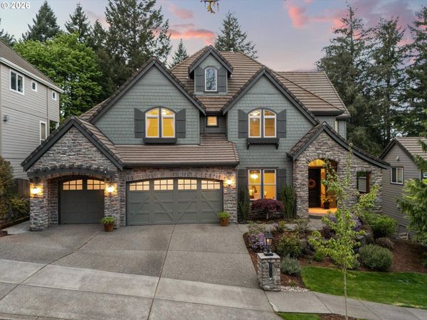 8711 SW AMICUS TER, Beaverton, OR 97007