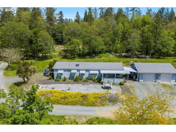 2447 STRINGER GAP RD, Grants Pass, OR 97527