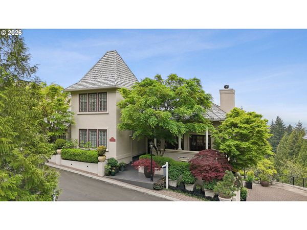 9228 NW WILEY LN, Portland, OR 97229