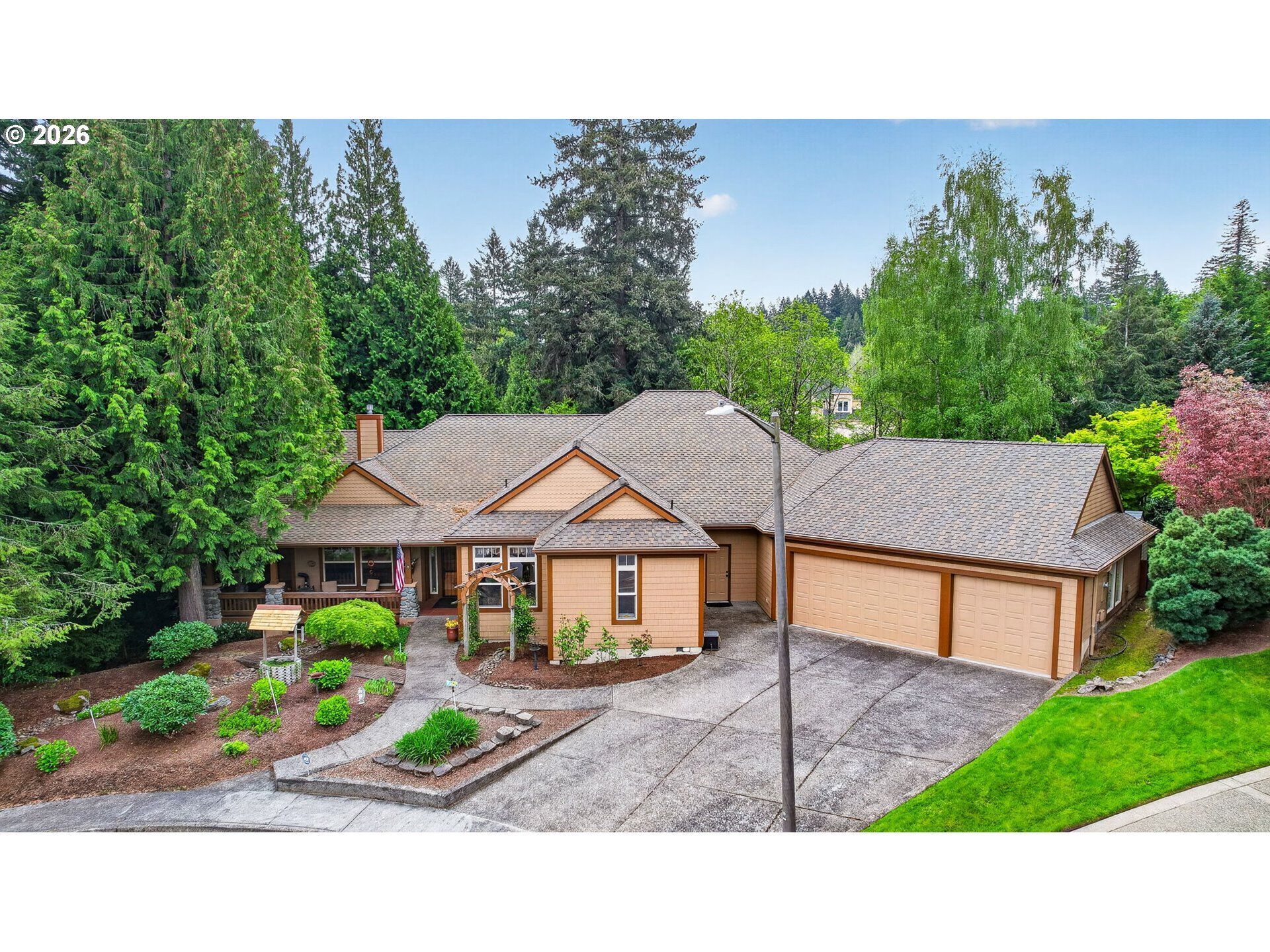 284 SE 41st Ct, Gresham, OR 97080 Main Photo