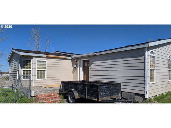 122 SW 10TH ST, Pilot Rock, OR 97868