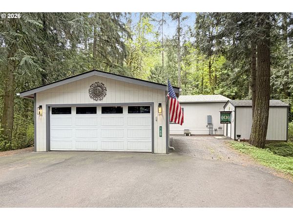 32700 SE LEEWOOD LN, Unit 16B, Boring, OR 97009