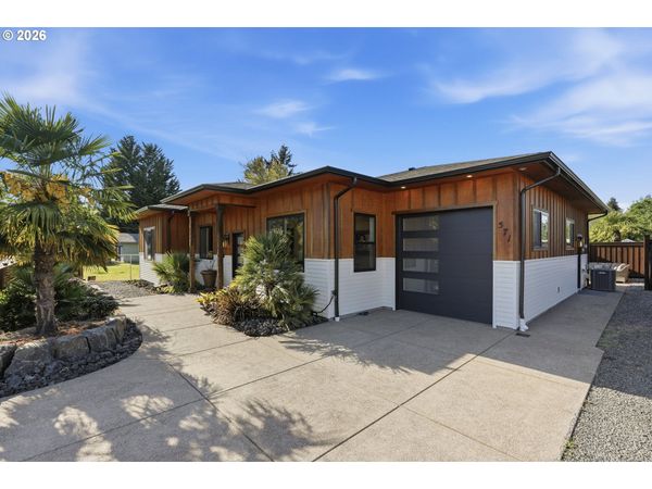 571 RIVER LOOP 2, Eugene, OR 97404