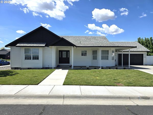 1236 SW 7TH ST, Hermiston, OR 97838