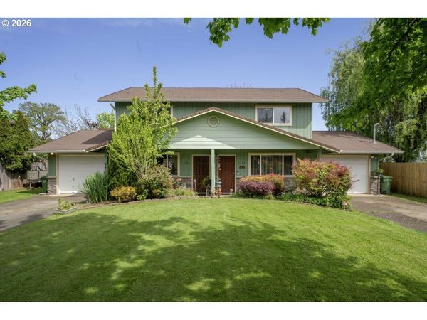 1520/1522 E WASHINGTON AVE, Cottage Grove, OR 97424