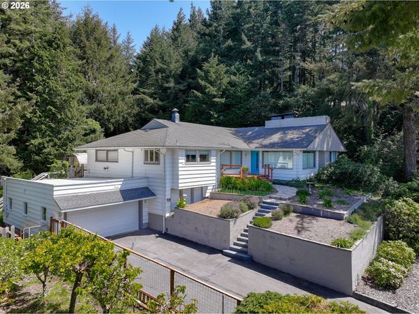 2 Highway 101, Port Orford, OR 97465