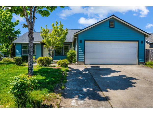 87564 TREK DR, Veneta, OR 97487