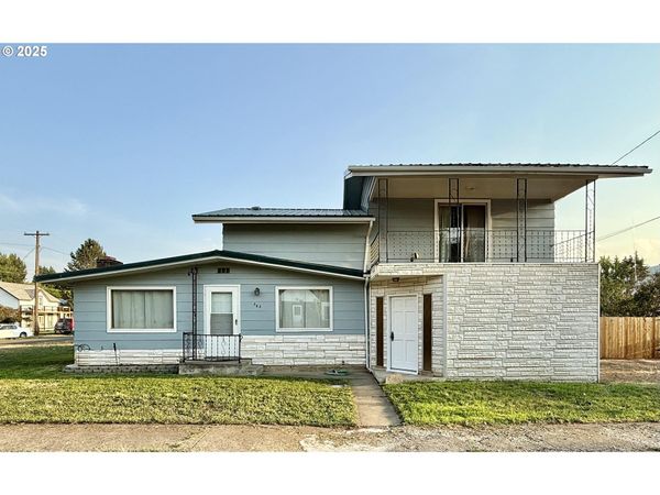 362 E DEARBORN ST, Union, OR 97883