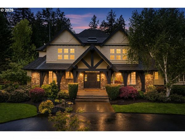 31553 SW ISLE WAY LN, West Linn, OR 97068