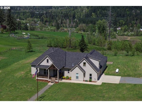 31453 S STONE CREEK LN, Molalla, OR 97038