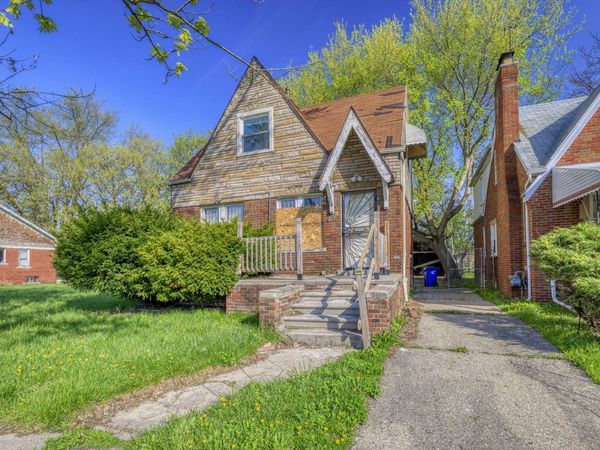 13067 Wade Street, Detroit, MI 48213