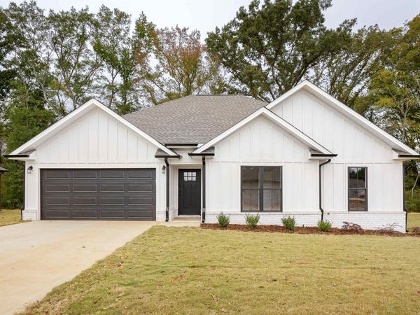 45 Sadie Lane, Tuscumbia, AL 35674