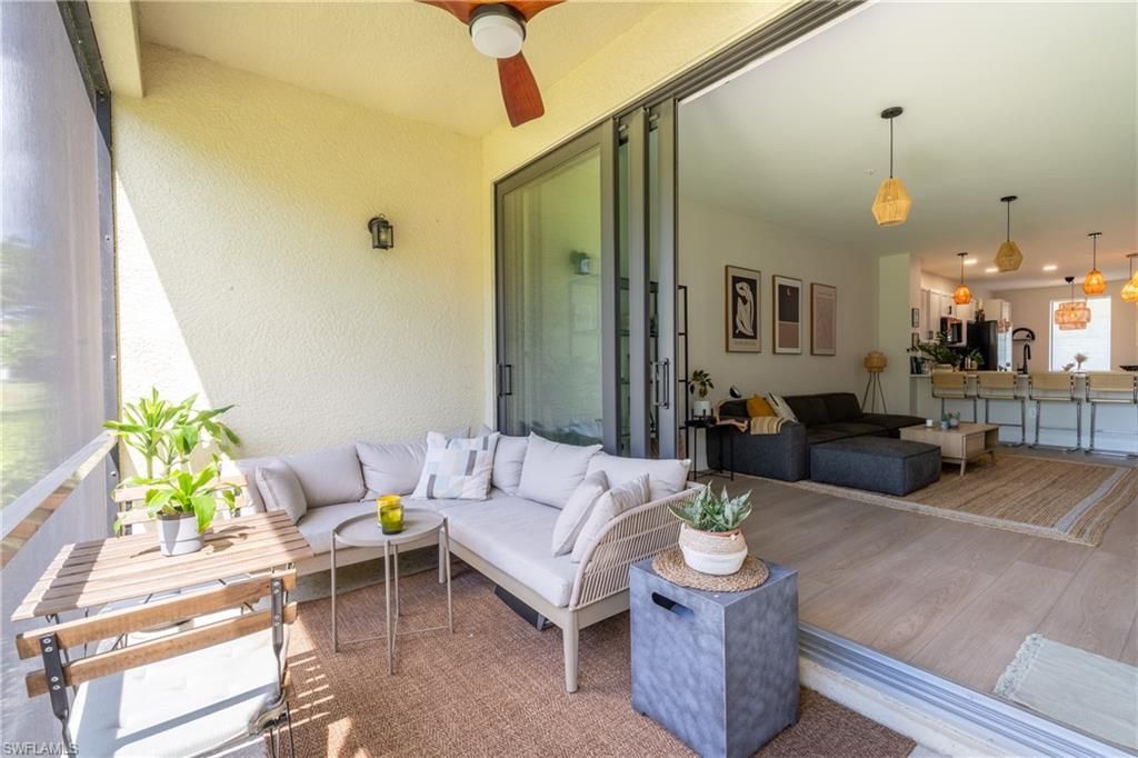 15126 Palmer Lake Cir, Unit 101, Naples, FL 34109 Photo