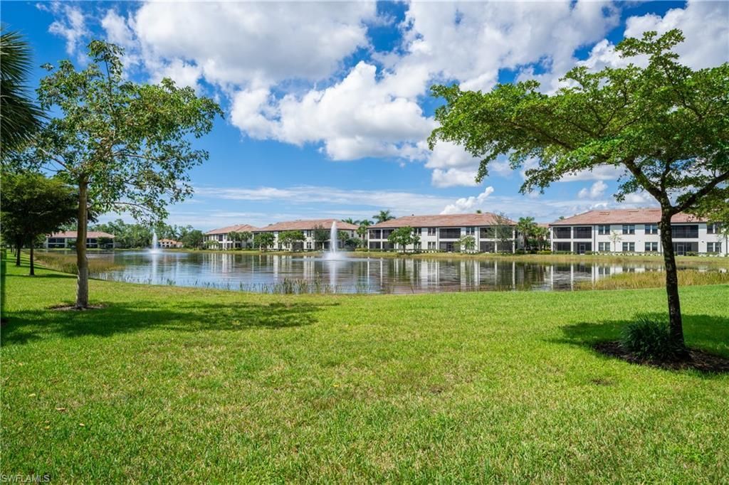 15126 Palmer Lake Cir, Unit 101, Naples, FL 34109 Photo