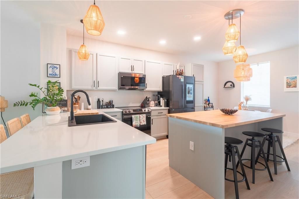 15126 Palmer Lake Cir, Unit 101, Naples, FL 34109 Photo