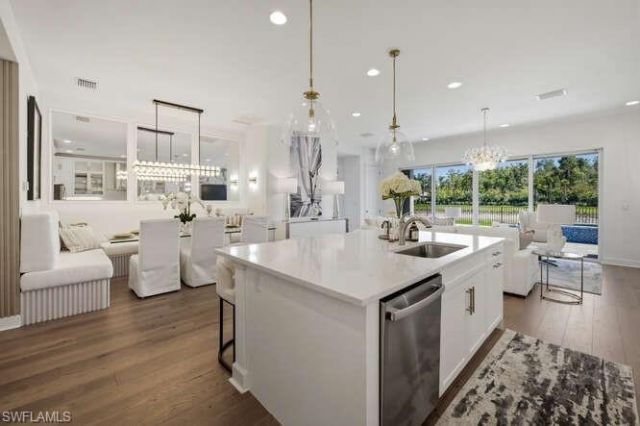 2872 Bloomfield Way, Naples, FL 34112 Photo
