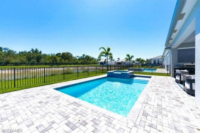 2872 Bloomfield Way, Naples, FL 34112 Photo