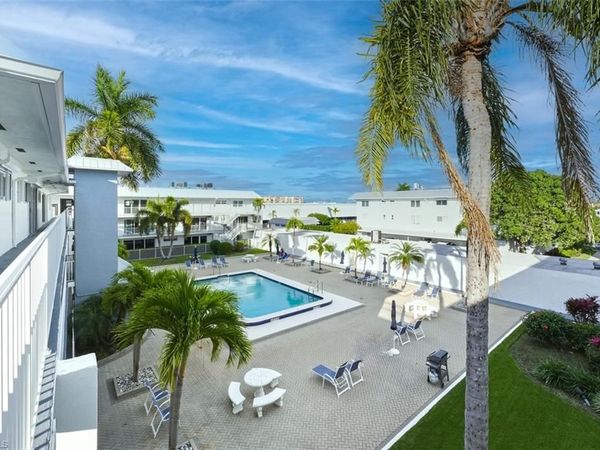 1100 8th AVE S, Unit 309C, NAPLES, FL 34102