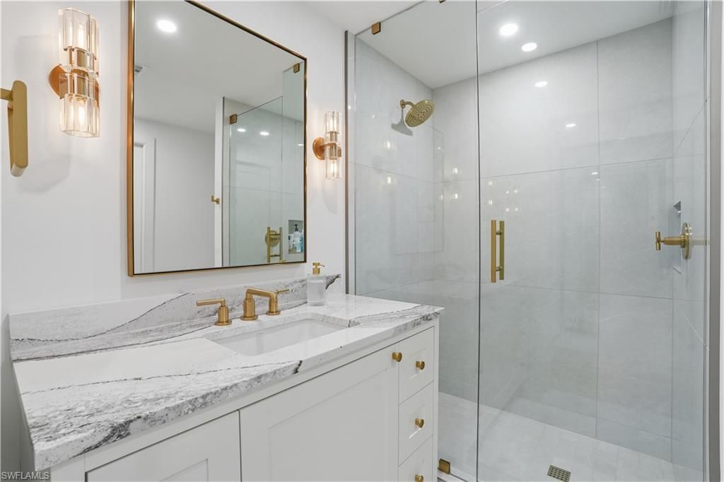 13945 Old Coast Rd , Unit 704, Naples, FL 34110 Photo