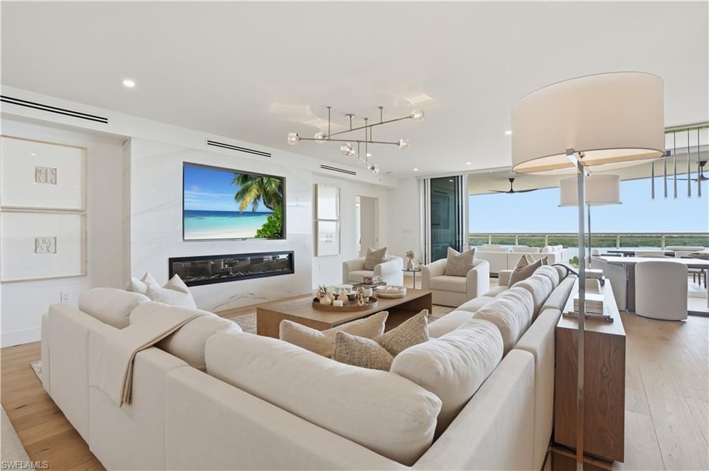 13945 Old Coast Rd , Unit 704, Naples, FL 34110 Photo