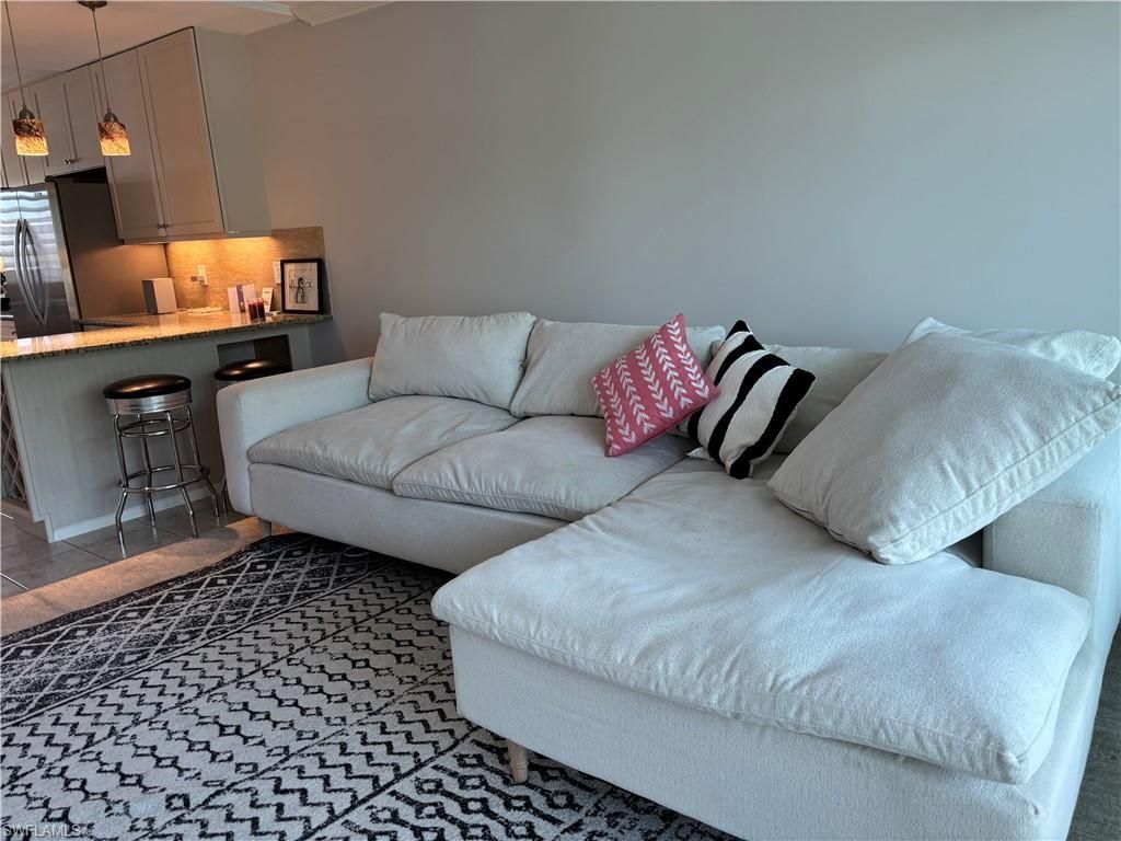 490 Broad Ave S, Unit H490, Naples, FL 34102 Photo