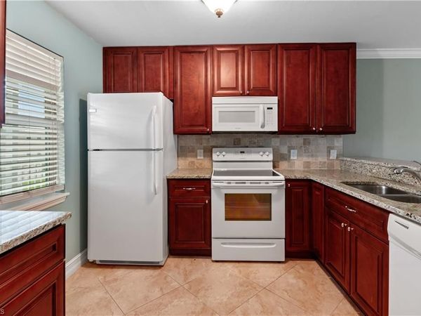 829 W Elkcam CIR, Unit 2-208, MARCO ISLAND, FL 34145