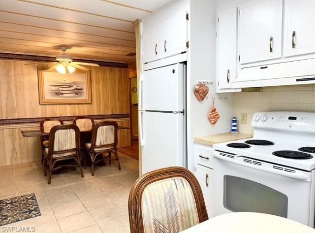 16 Turquoise Ave , Naples, FL 34114 Photo