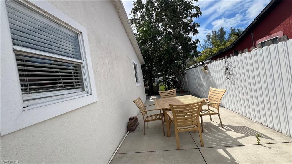 5374 Warren St , Naples, FL 34113 Photo