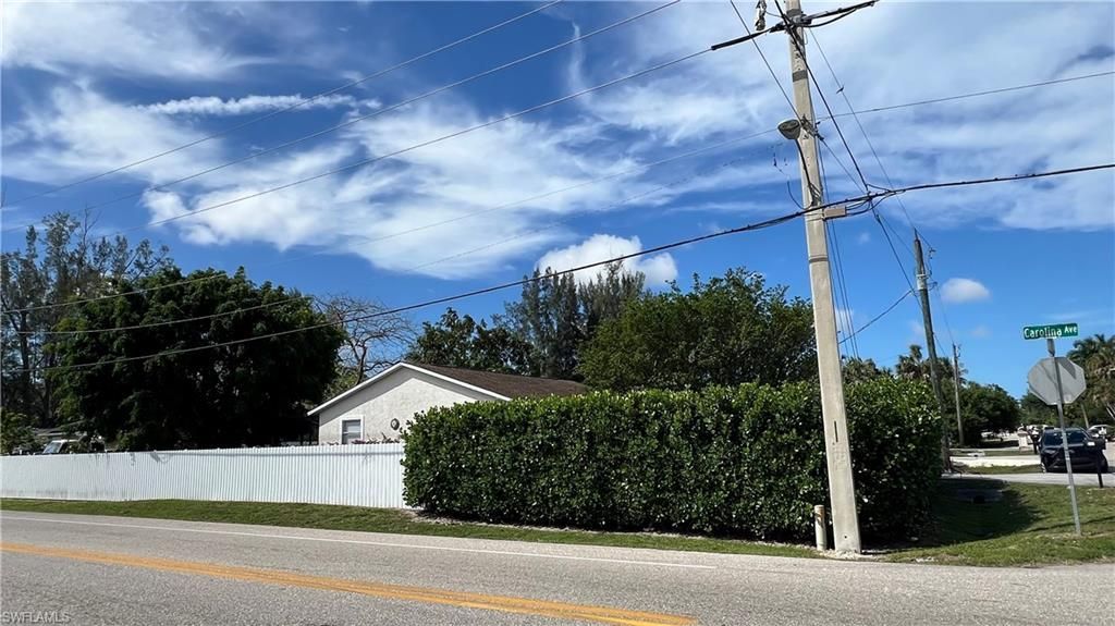 5374 Warren St , Naples, FL 34113 Photo