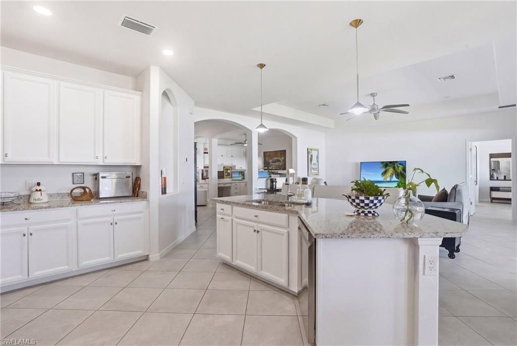 3324 Altimira Dr, Fort Myers, FL 33905 Photo