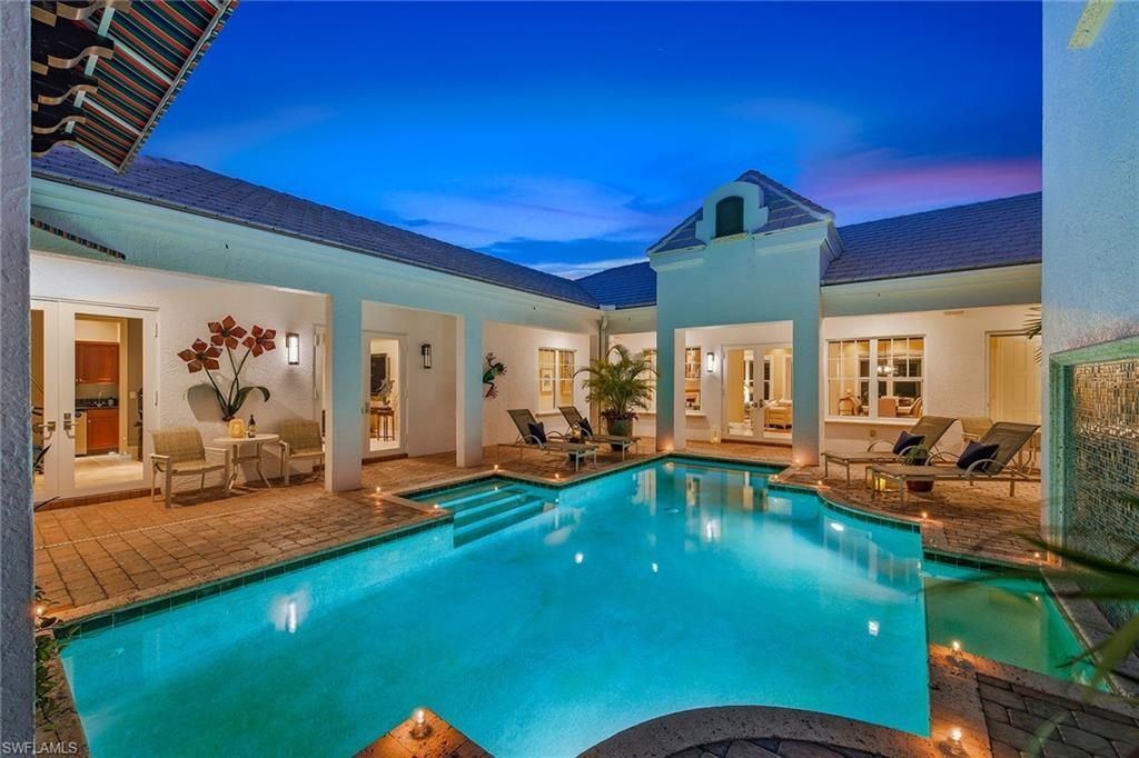 667 Binnacle Dr, Naples, FL 34103 Photo