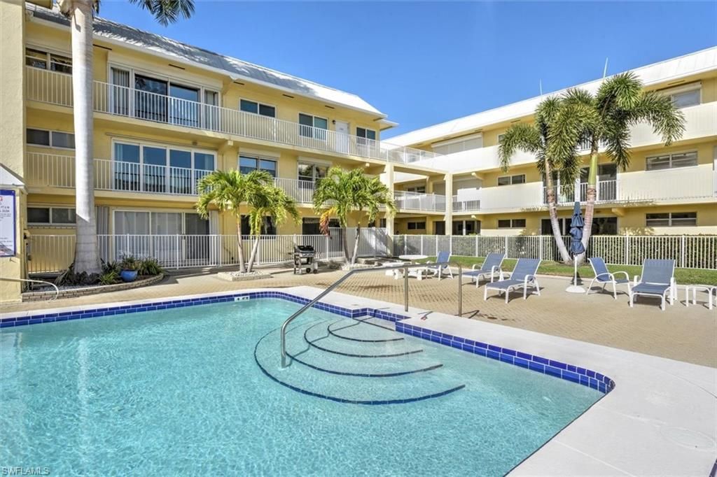1100 8th Ave S, Unit 106C, Naples, FL 34102 Photo