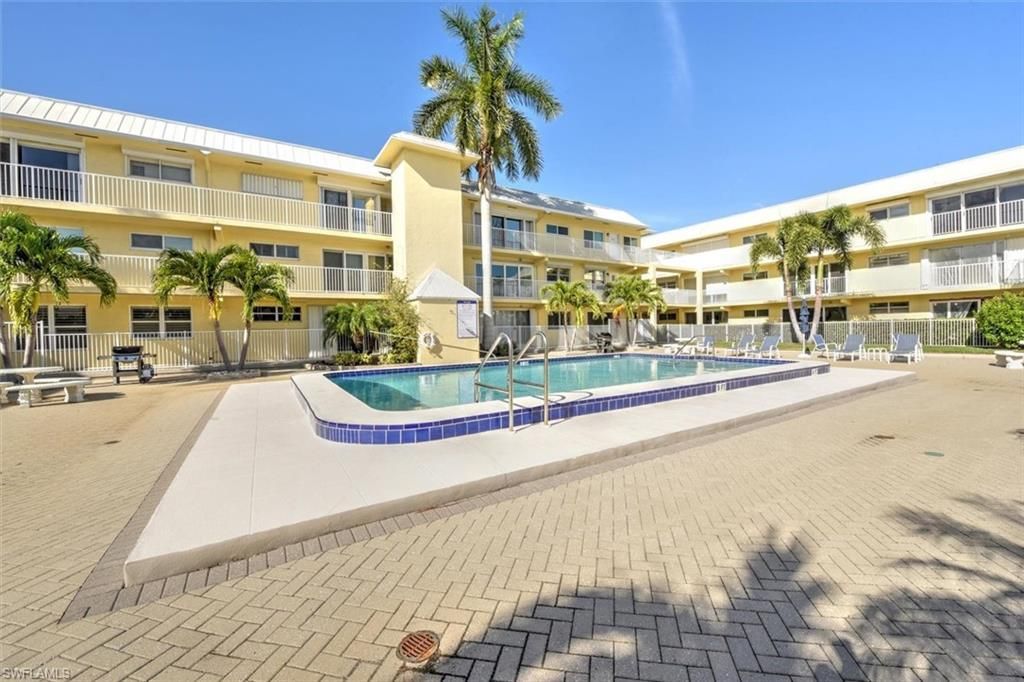1100 8th Ave S, Unit 106C, Naples, FL 34102 Photo