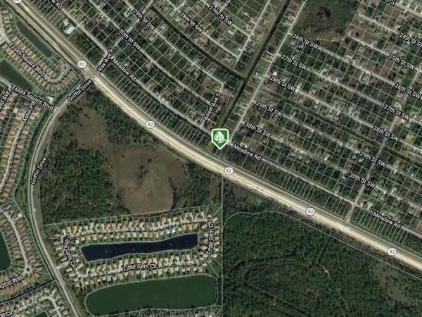 710 Meadow RD , LEHIGH ACRES, FL 33973