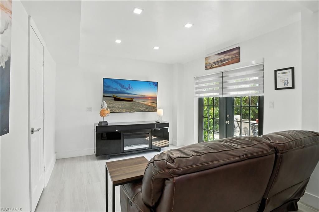 936 Panther Creek Ln , Everglades City, FL 34139 Photo