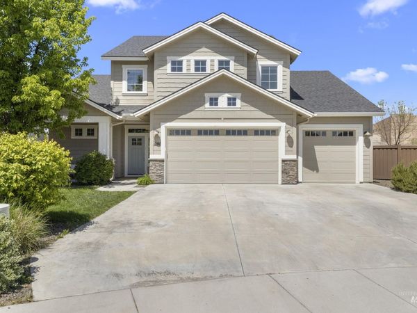 1286 W Laughton Dr, Meridian, ID 83646