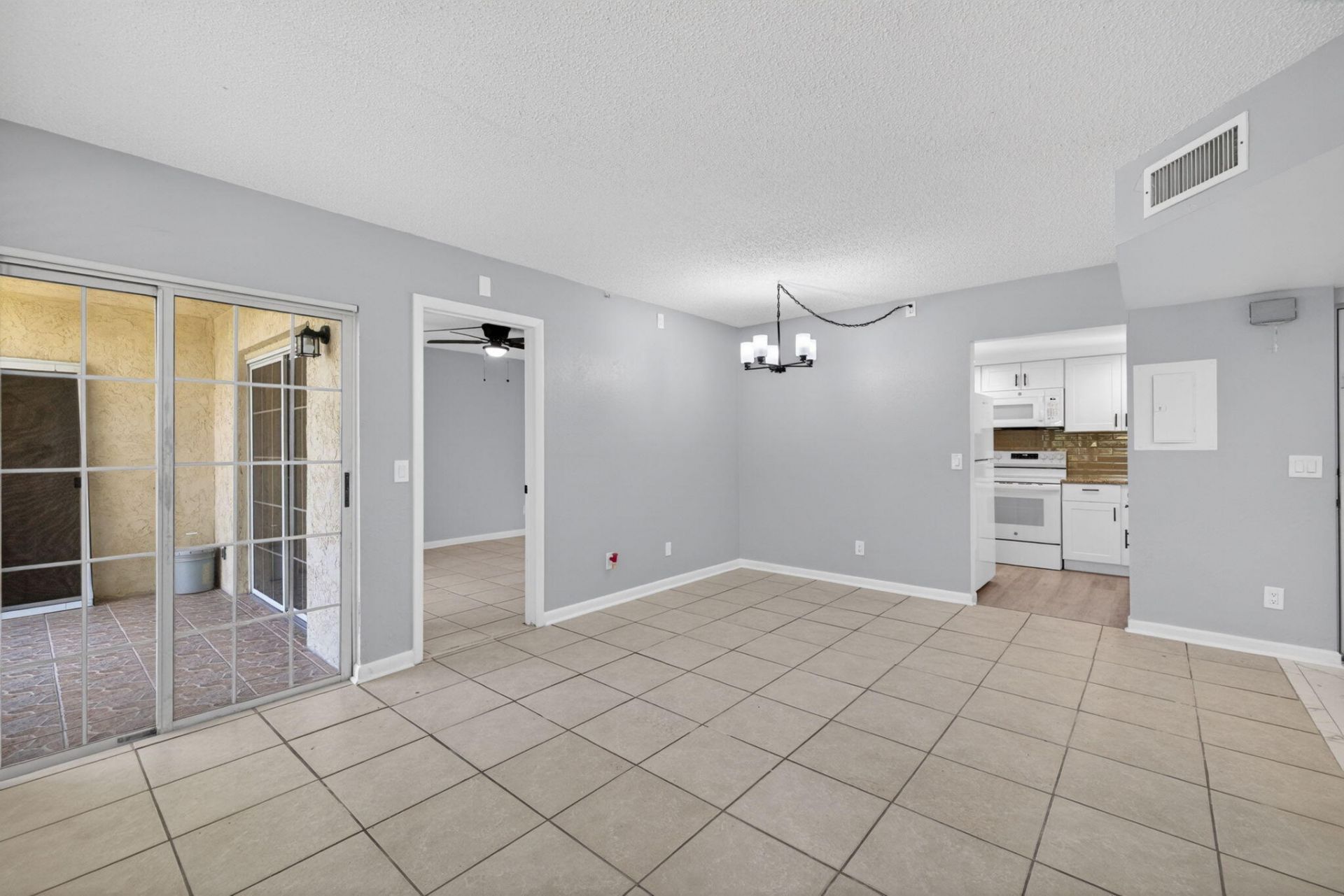 1650 SE Green Acres Circle, Unit E103, Port Saint Lucie, FL 34952 Photo