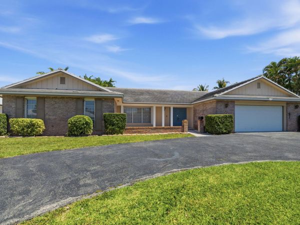 232 Gleneagles Drive, Lake Worth, FL 33462