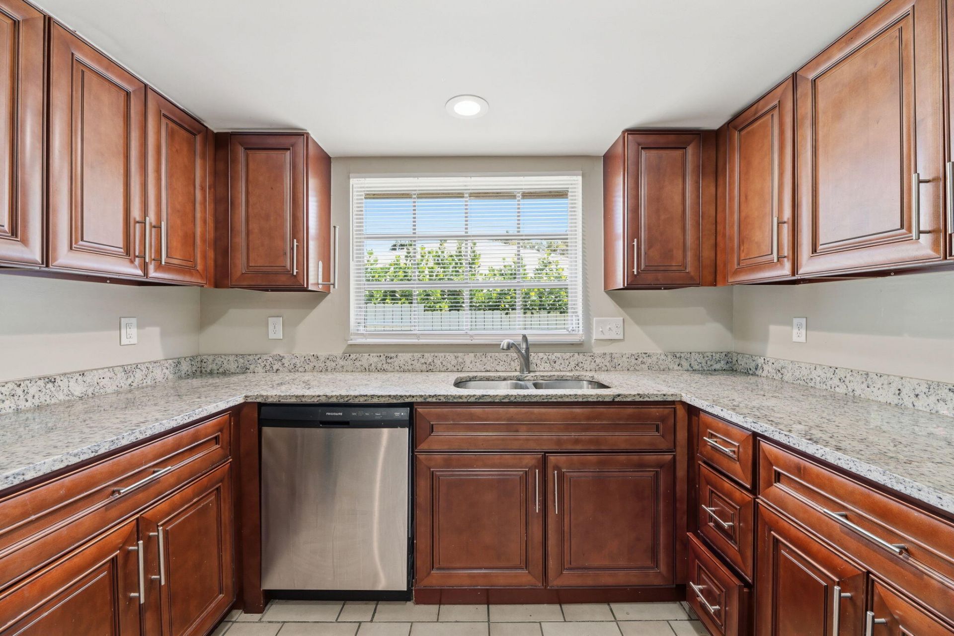 232 Gleneagles Drive, Lake Worth, FL 33462 Photo