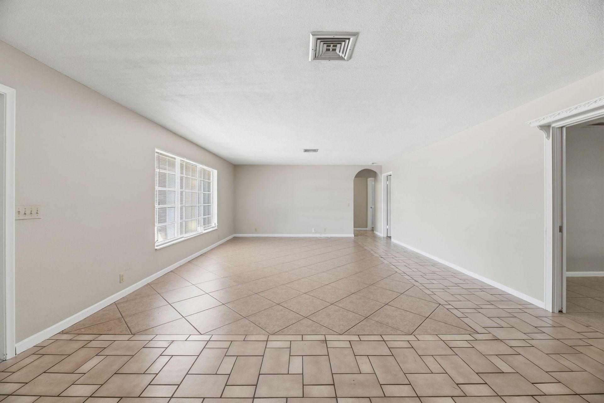 232 Gleneagles Drive, Lake Worth, FL 33462 Photo