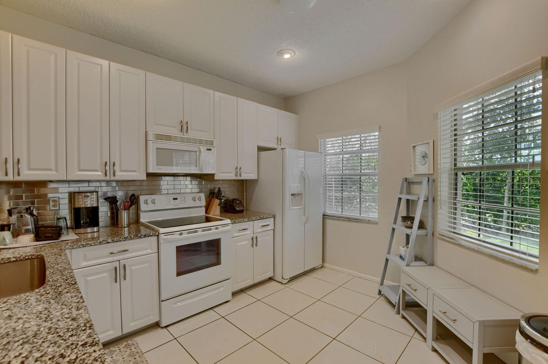 6563 Via Regina, Boca Raton, FL 33433 Photo