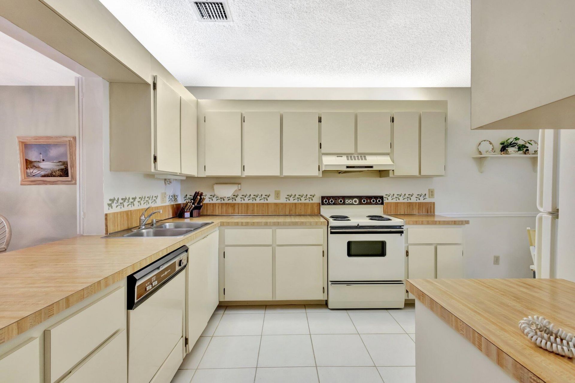 1600 SE Saint Lucie Boulevard Se, Unit 211, Stuart, FL 34996 Photo